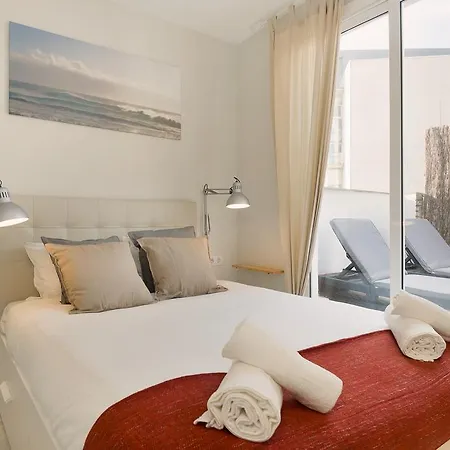 Centric National Palace Apartment
